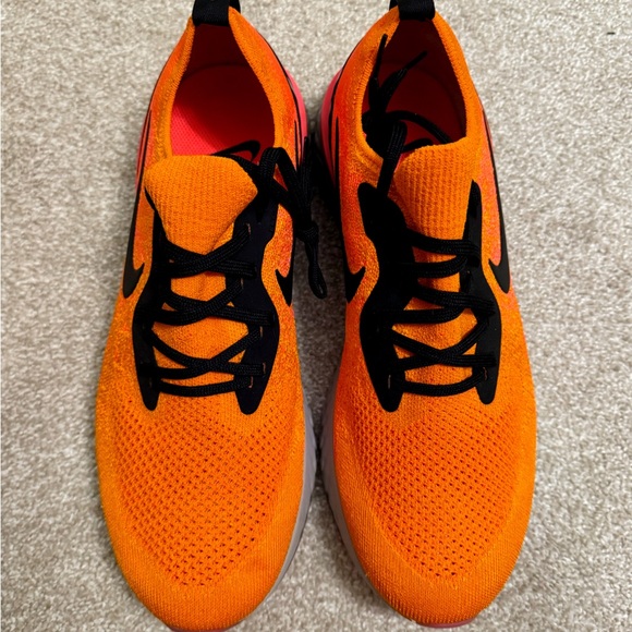 Nike Epic React Flyknit 'Copper Flash' Running Shoes